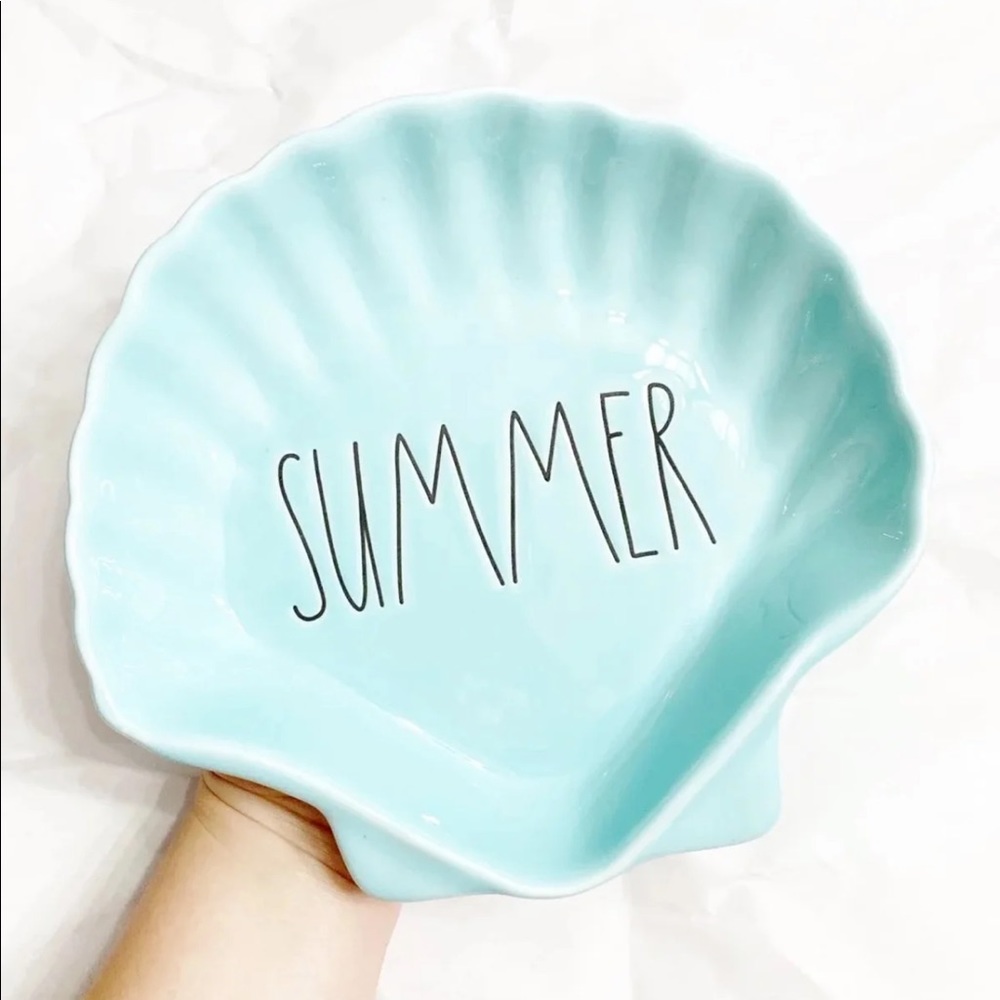 SOLD Rae Dunn Sunmer Seashell Plate